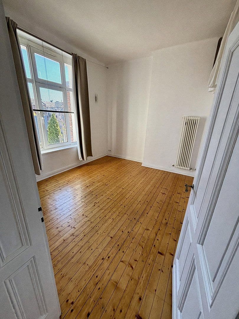 Pronájem bytu 4+kk 140 m², Bismarckstr. 94, Cáchy, Severní Porýní-Vestfálsko Pronájem bytu 4+kk 140 m², Bismarckstr. 94, Cáchy, Severní Porýní-Vestfálsko