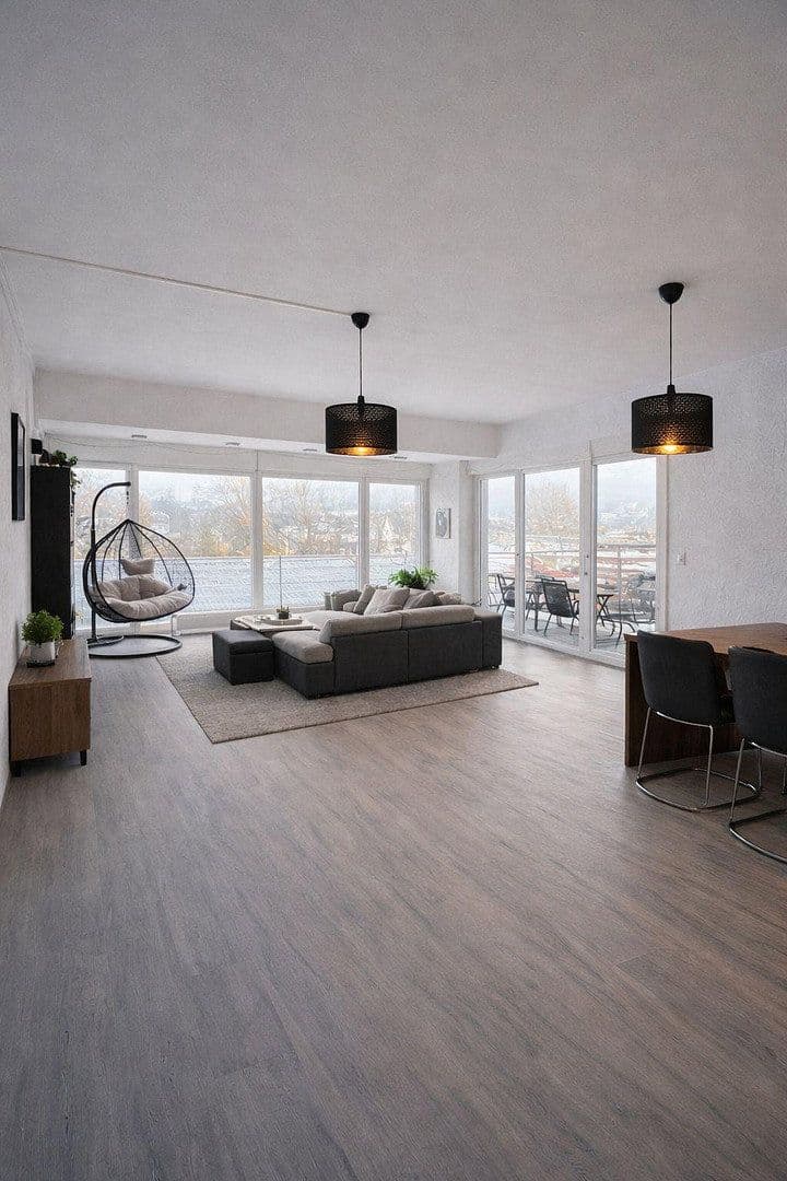 Pronájem bytu 2+1 104 m², Weinsteige 10, Bad Mergentheim, Bádensko-Württembersko Pronájem bytu 2+1 104 m², Weinsteige 10, Bad Mergentheim, Bádensko-Württembersko