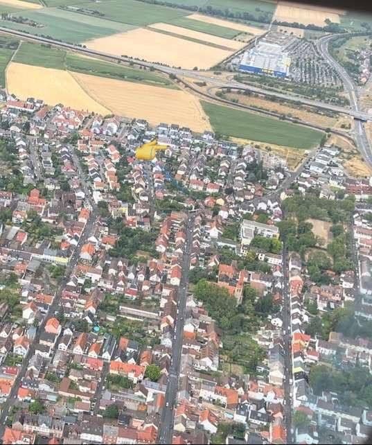Pronájem bytu 3+1 115 m², Bibliser Strasse 10, Mannheim, Bádensko-Württembersko Pronájem bytu 3+1 115 m², Bibliser Strasse 10, Mannheim, Bádensko-Württembersko
