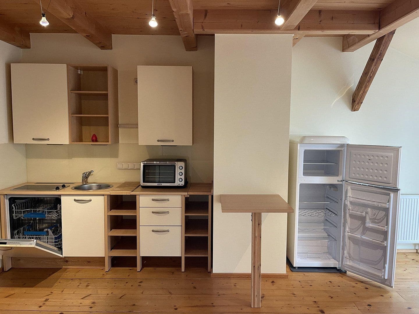 Pronájem bytu 1+1 35 m², Frauenberg 9, Krems/Stein, Dolní Rakousko Pronájem bytu 1+1 35 m², Frauenberg 9, Krems/Stein, Dolní Rakousko