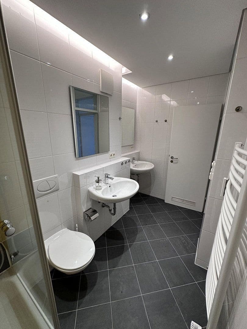 Pronájem bytu 5+1 126 m², München, Bavorsko Pronájem bytu 5+1 126 m², München, Bavorsko