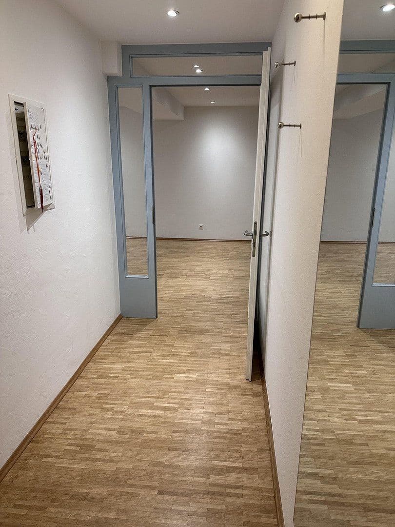 Pronájem bytu 5+1 126 m², München, Bavorsko Pronájem bytu 5+1 126 m², München, Bavorsko