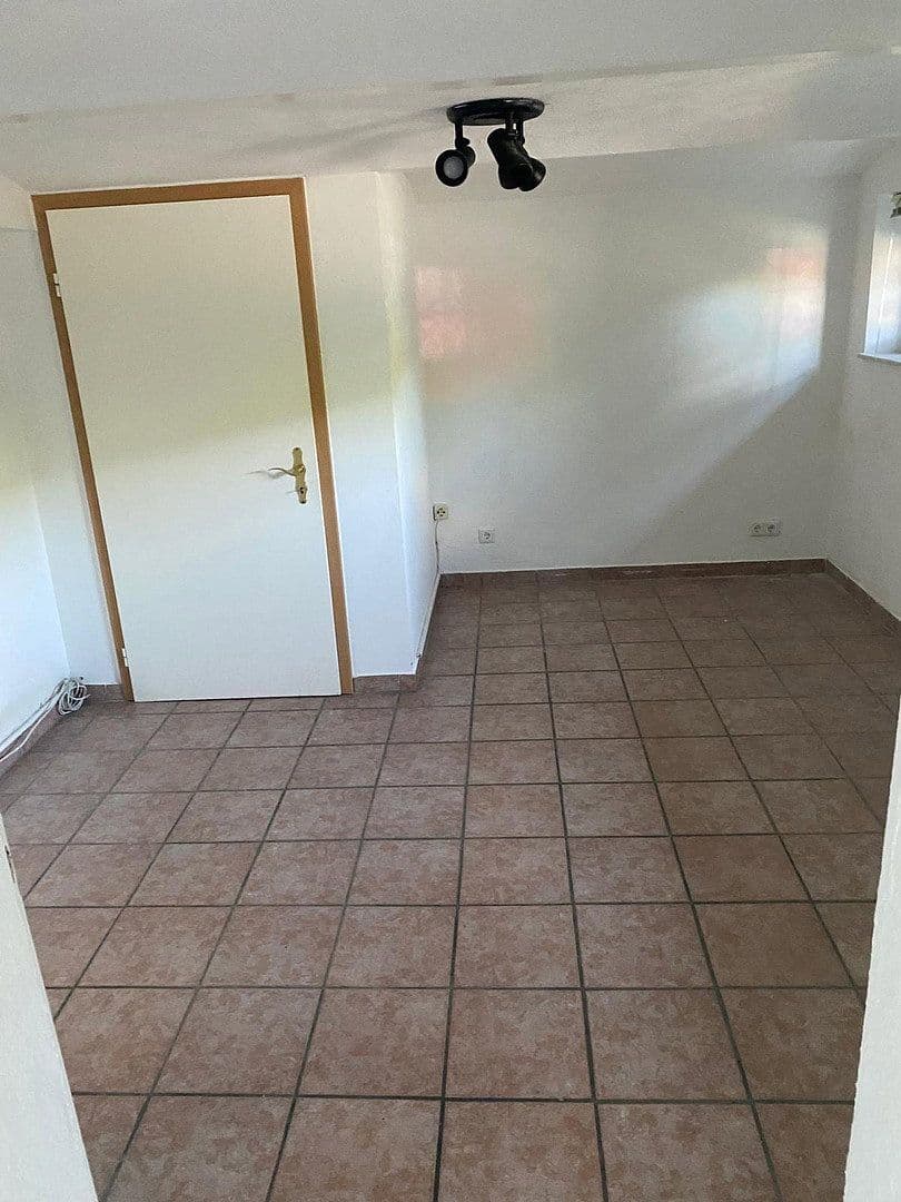 Pronájem bytu 2+1 45 m², Neuplatz 8, Remscheid, Severní Porýní-Vestfálsko Pronájem bytu 2+1 45 m², Neuplatz 8, Remscheid, Severní Porýní-Vestfálsko