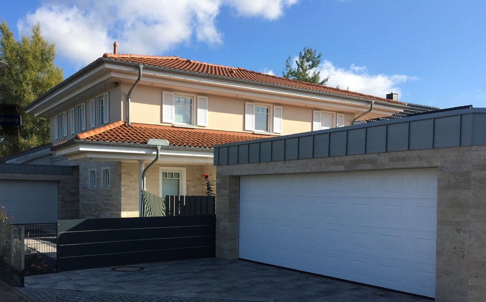 Prodej domu 260 m², pozemek 711 m², Reinbek, Šlesvicko-Holštýnsko Prodej domu 260 m², pozemek 711 m², Reinbek, Šlesvicko-Holštýnsko