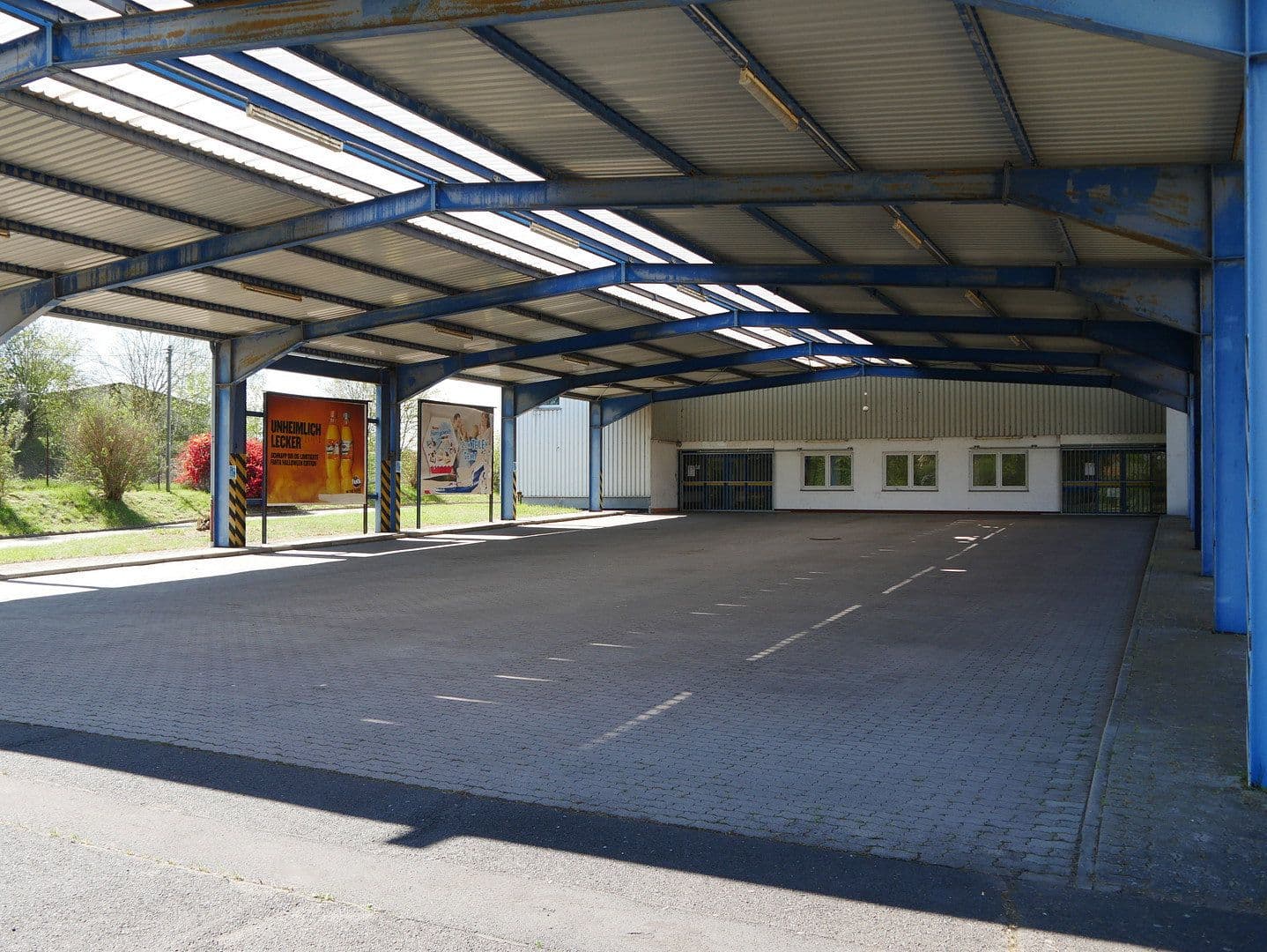 Pronájem nebytového prostoru 10.000 m², Salzunger Straße 115b, Leimbach, Durynsko Pronájem nebytového prostoru 10.000 m², Salzunger Straße 115b, Leimbach, Durynsko