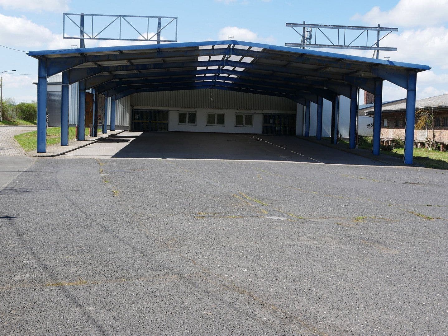 Pronájem nebytového prostoru 10.000 m², Salzunger Straße 115b, Leimbach, Durynsko Pronájem nebytového prostoru 10.000 m², Salzunger Straße 115b, Leimbach, Durynsko