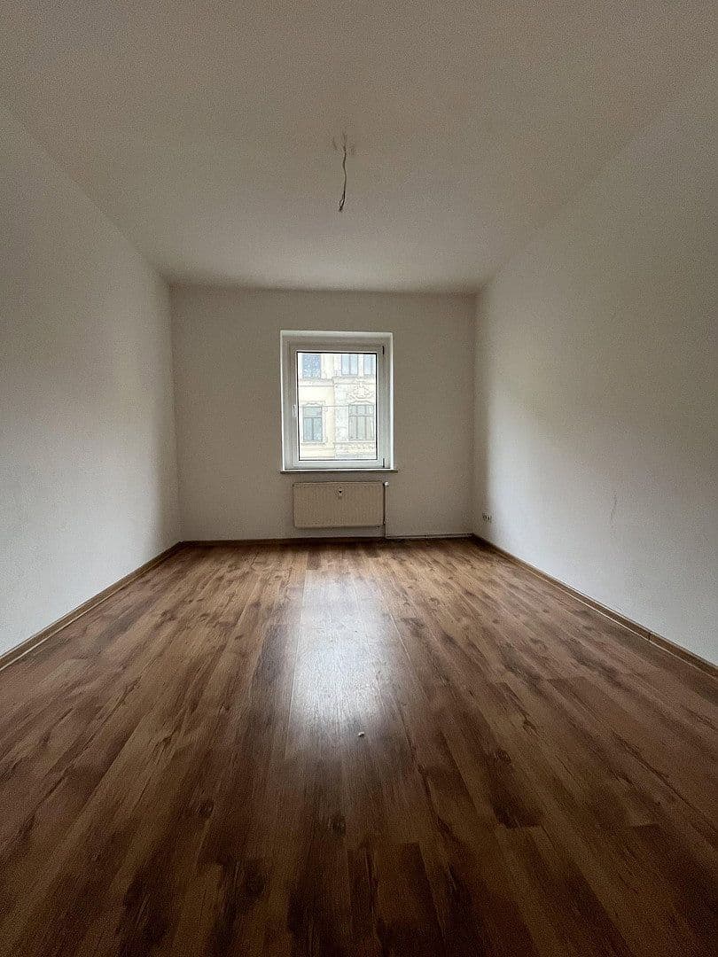 Pronájem bytu 3+1 76 m², Leipziger Straße 132, Cvikov, Sasko Pronájem bytu 3+1 76 m², Leipziger Straße 132, Cvikov, Sasko