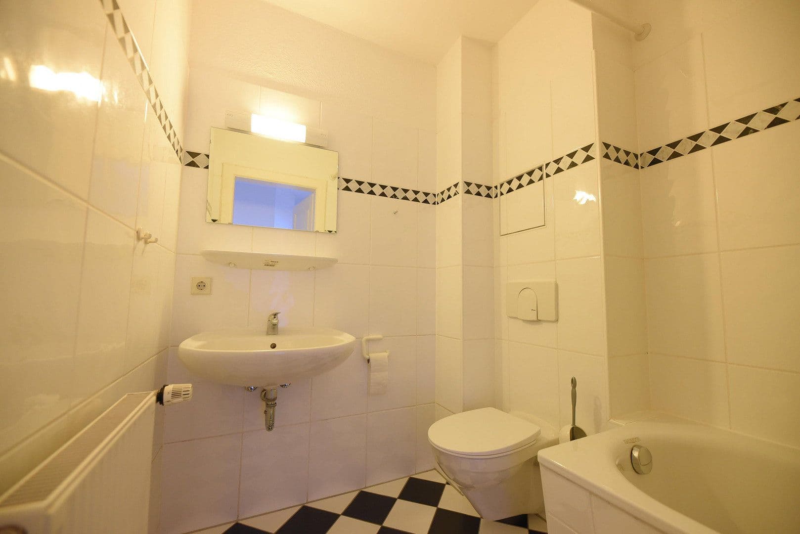 Pronájem bytu 2+1 68 m², Wilhelm-Buck-Str. 19, Dresden, Sasko Pronájem bytu 2+1 68 m², Wilhelm-Buck-Str. 19, Dresden, Sasko