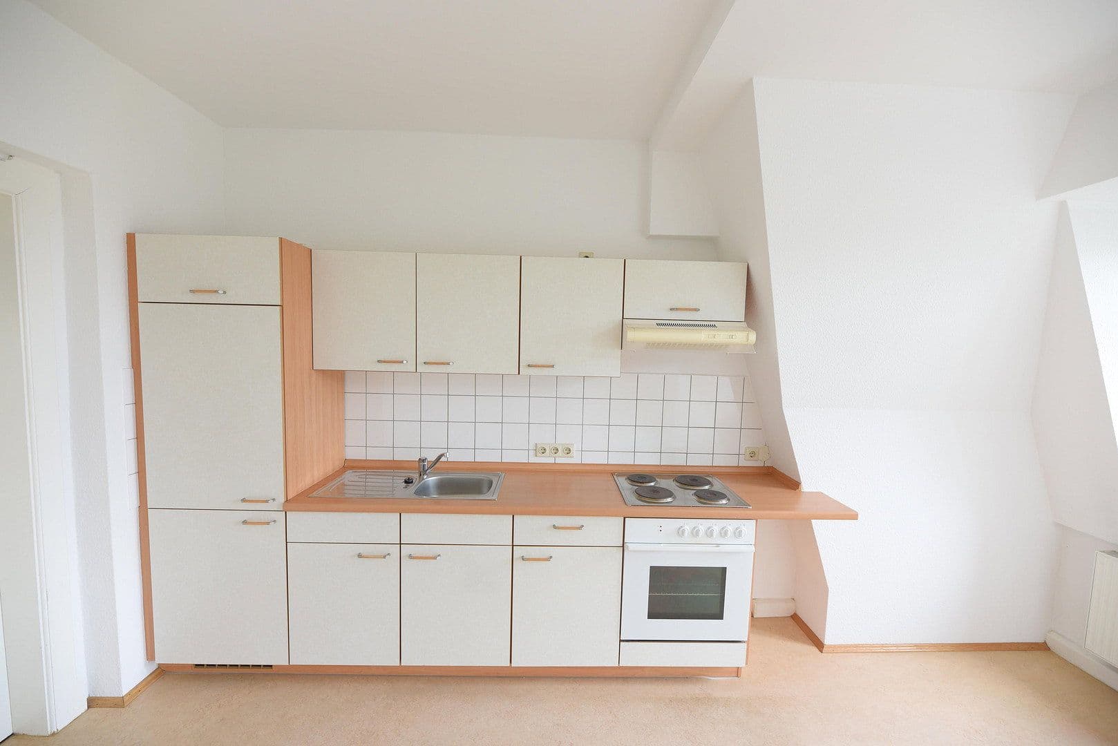Pronájem bytu 2+1 68 m², Wilhelm-Buck-Str. 19, Dresden, Sasko Pronájem bytu 2+1 68 m², Wilhelm-Buck-Str. 19, Dresden, Sasko