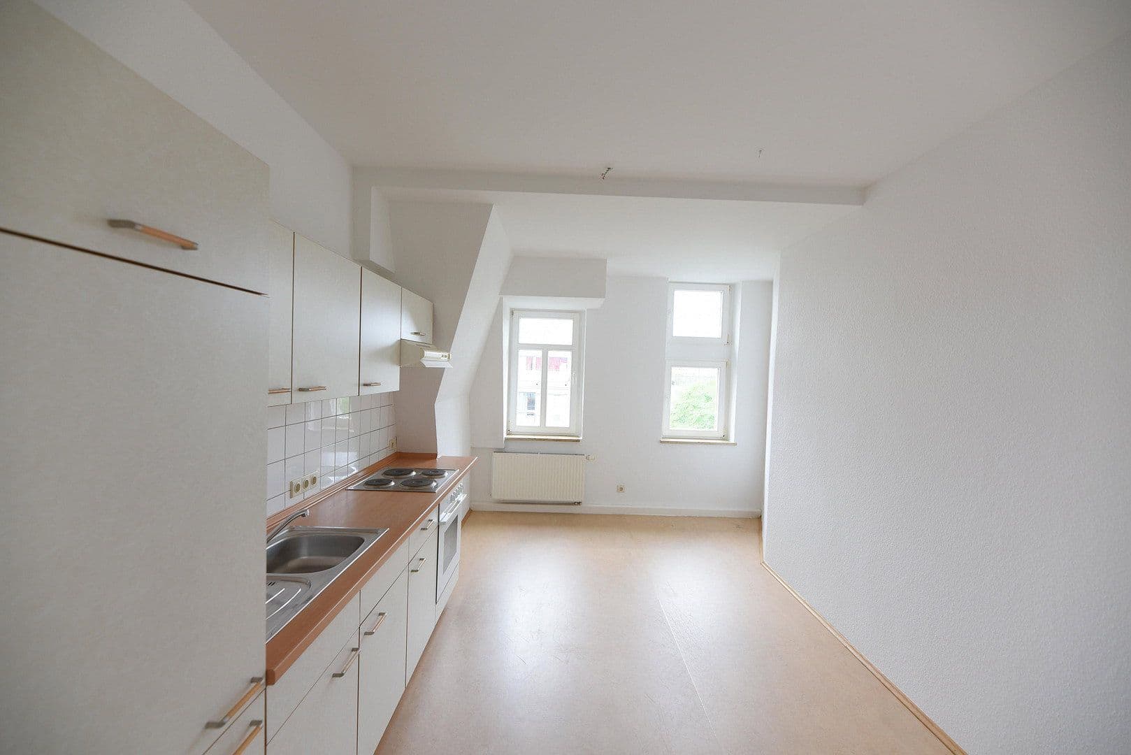 Pronájem bytu 2+1 68 m², Wilhelm-Buck-Str. 19, Dresden, Sasko Pronájem bytu 2+1 68 m², Wilhelm-Buck-Str. 19, Dresden, Sasko