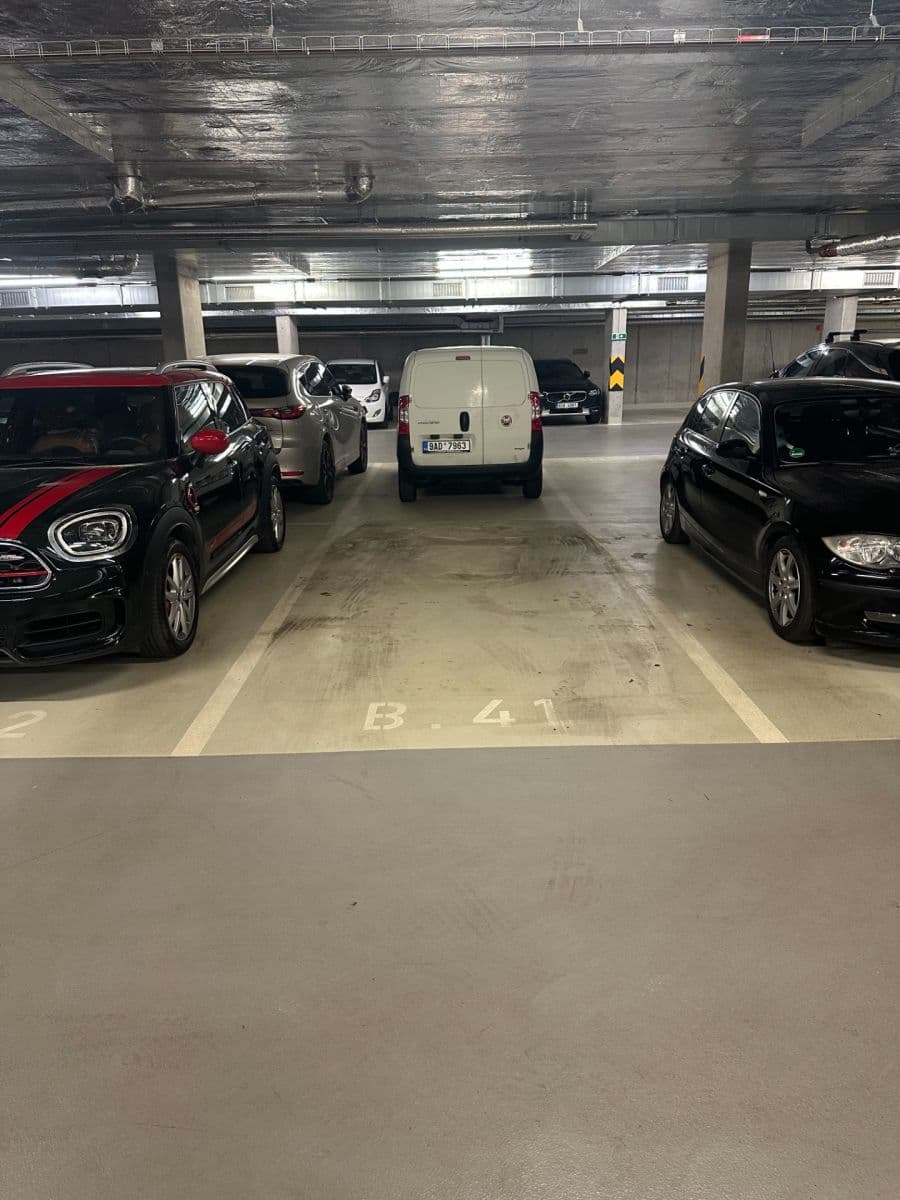 Pronájem bytu 2+kk 61 m², Nekvasilova, Praha, Praha Pronájem bytu 2+kk 61 m², Nekvasilova, Praha, Praha