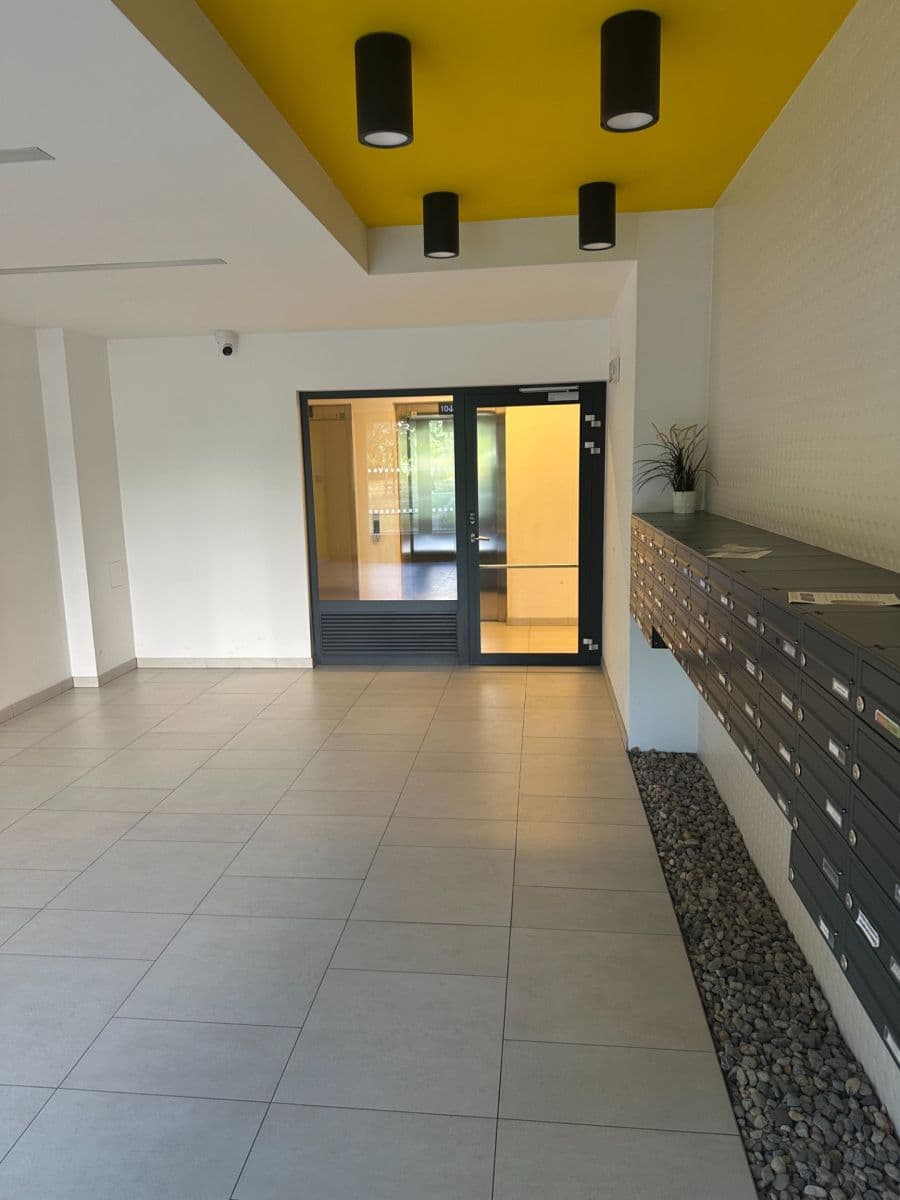 Pronájem bytu 2+kk 61 m², Nekvasilova, Praha, Praha Pronájem bytu 2+kk 61 m², Nekvasilova, Praha, Praha