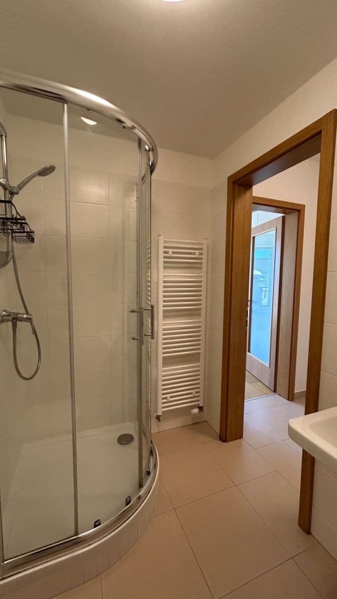 Pronájem bytu 2+kk 62 m², K Beranovu, Praha, Praha Pronájem bytu 2+kk 62 m², K Beranovu, Praha, Praha