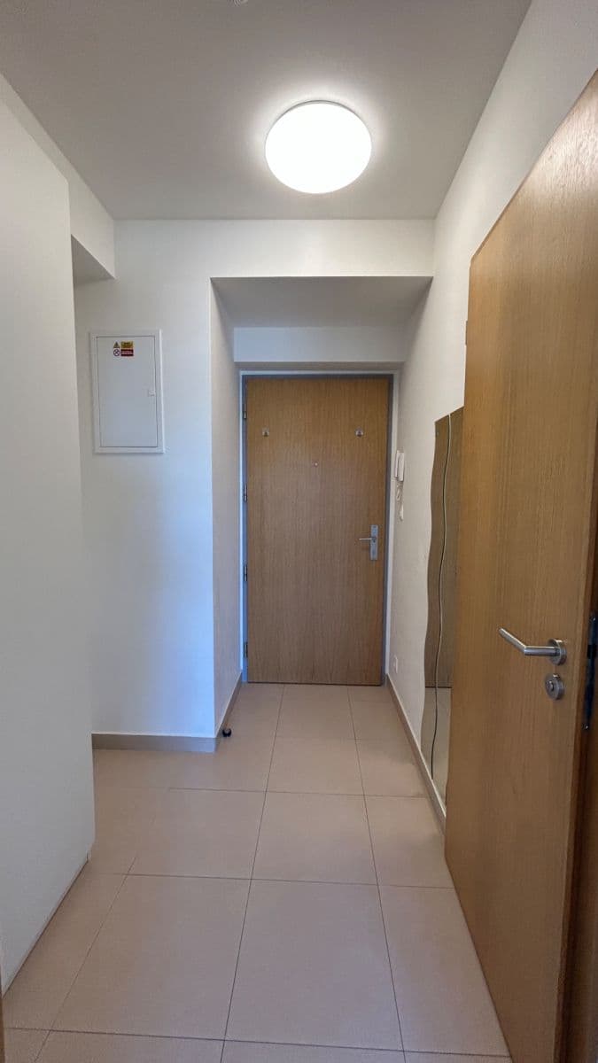 Pronájem bytu 2+kk 62 m², K Beranovu, Praha, Praha Pronájem bytu 2+kk 62 m², K Beranovu, Praha, Praha