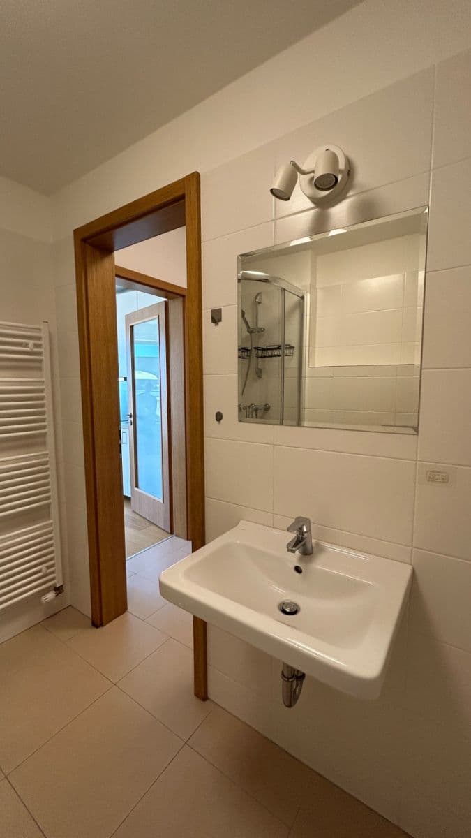 Pronájem bytu 2+kk 62 m², K Beranovu, Praha, Praha Pronájem bytu 2+kk 62 m², K Beranovu, Praha, Praha