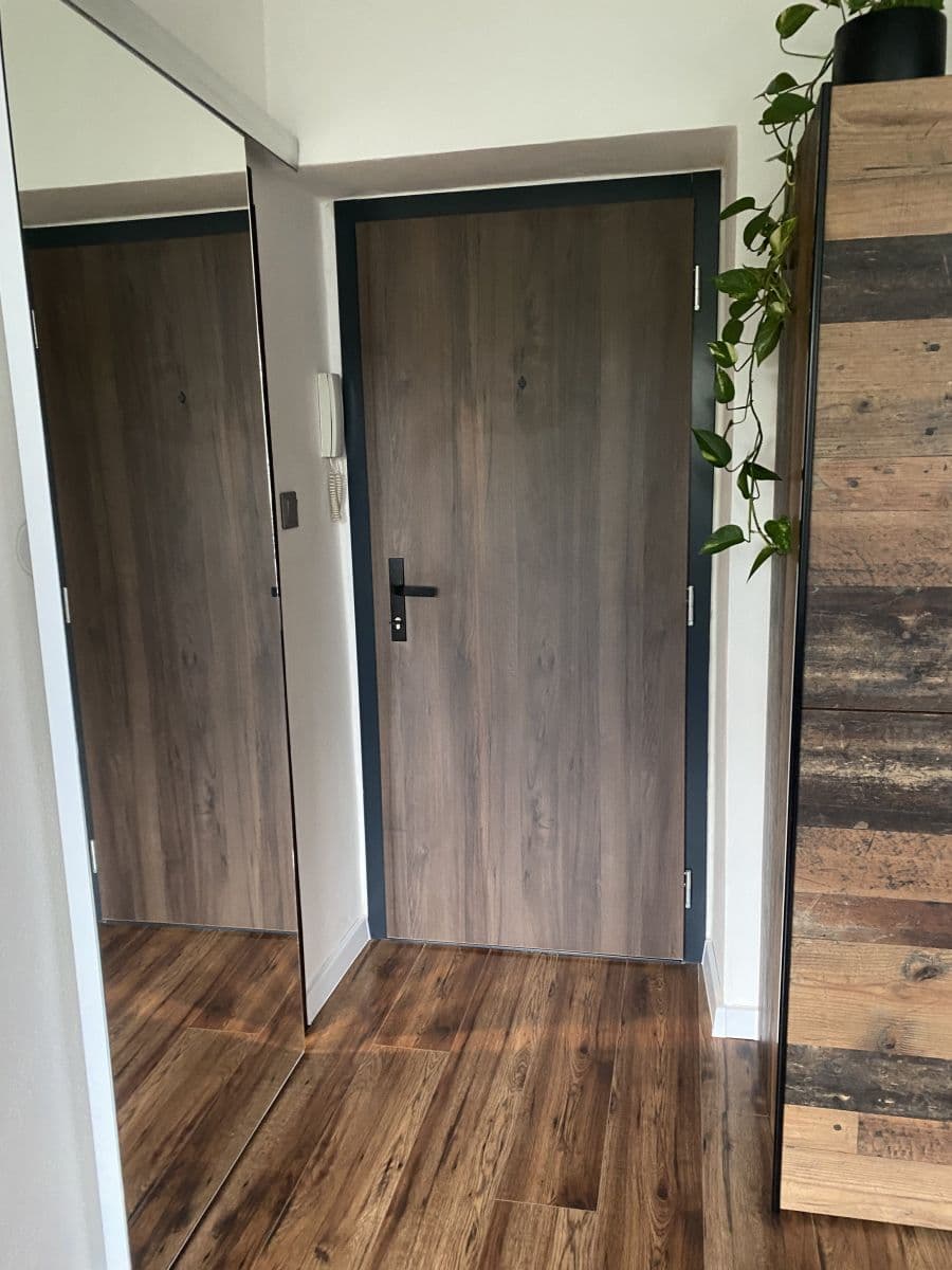 Pronájem bytu 28 m², Novákova, Martin, Žilinský kraj Pronájem bytu 28 m², Novákova, Martin, Žilinský kraj