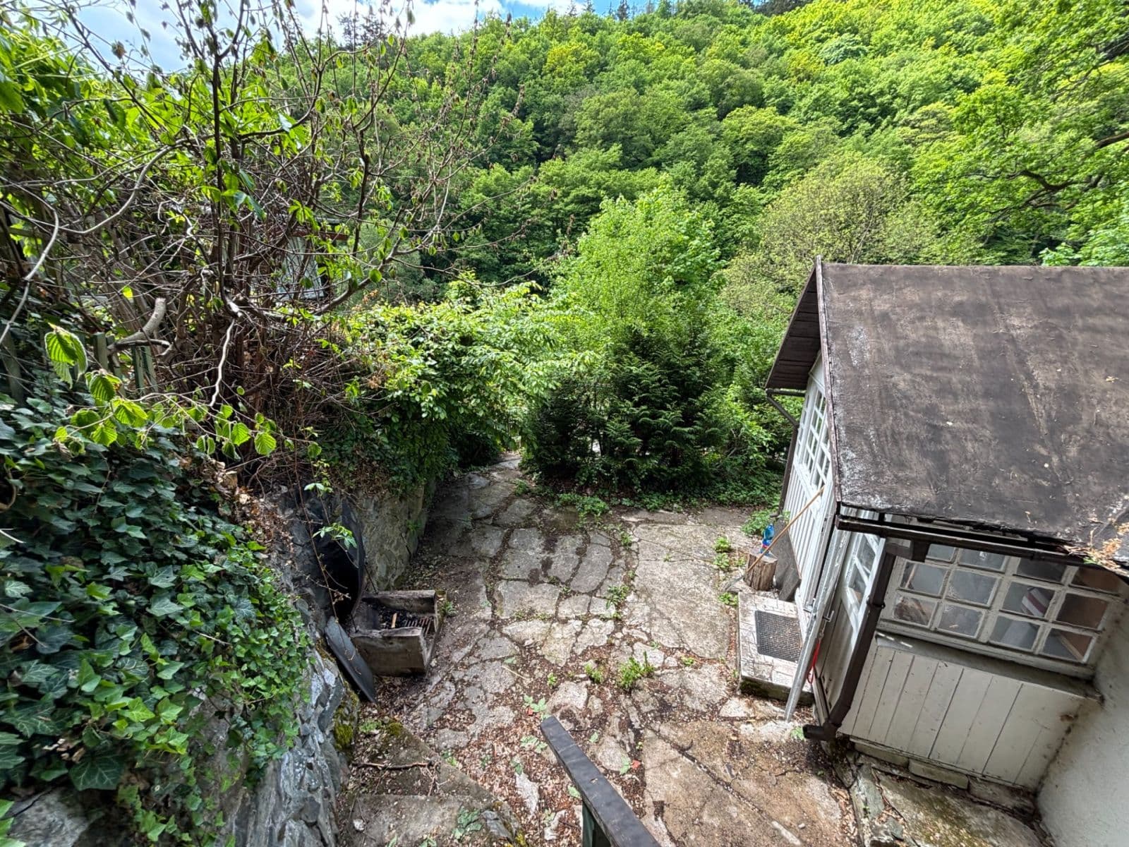Prodej chaty, chalupy 29 m², pozemek 60 m², Jílové u Prahy, Středočeský kraj Prodej chaty, chalupy 29 m², pozemek 60 m², Jílové u Prahy, Středočeský kraj
