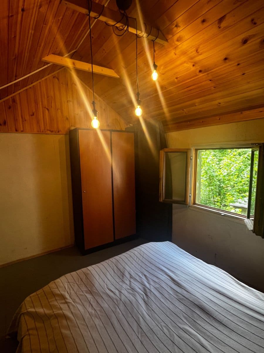 Prodej chaty, chalupy 29 m², pozemek 60 m², Jílové u Prahy, Středočeský kraj Prodej chaty, chalupy 29 m², pozemek 60 m², Jílové u Prahy, Středočeský kraj