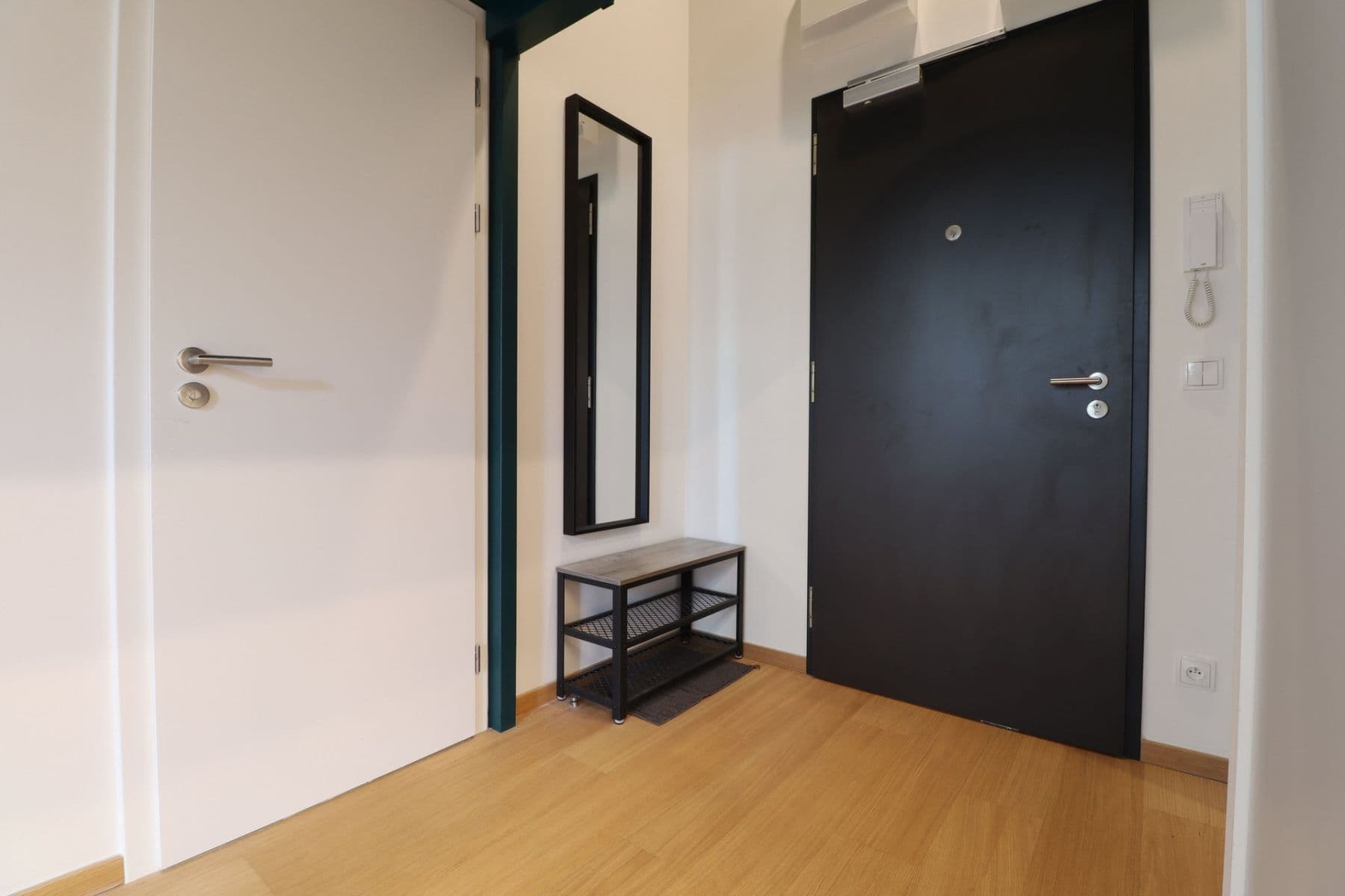 Pronájem bytu 1+kk 45 m², V háji, Praha, Praha Pronájem bytu 1+kk 45 m², V háji, Praha, Praha