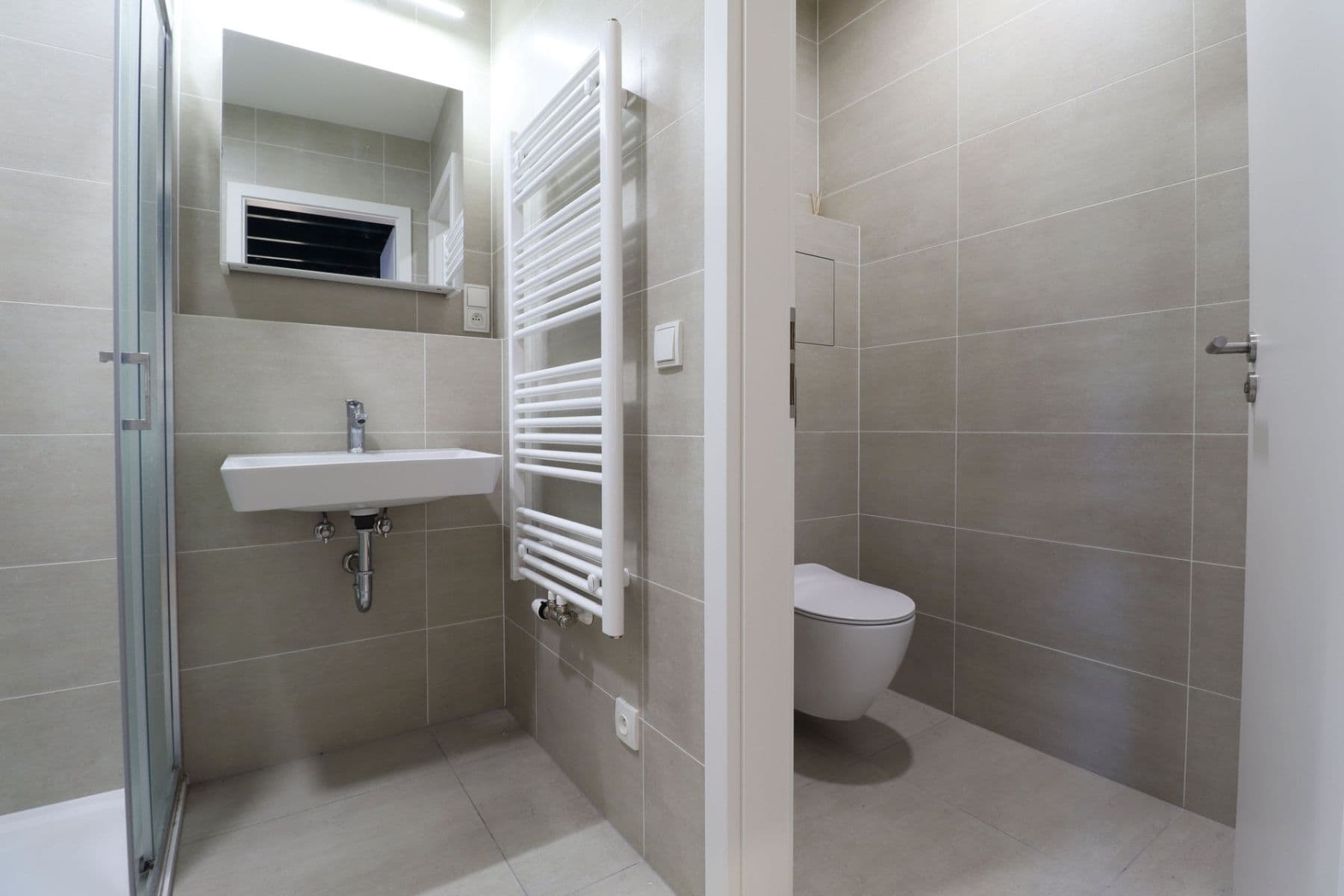 Pronájem bytu 1+kk 45 m², V háji, Praha, Praha Pronájem bytu 1+kk 45 m², V háji, Praha, Praha