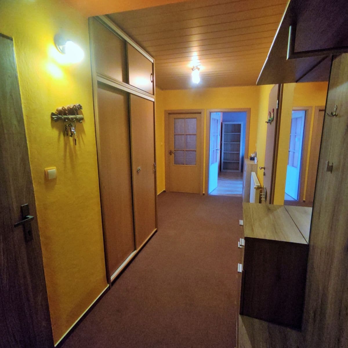 Prodej bytu 3+1 99 m², Krahulčí, Kraj Vysočina Prodej bytu 3+1 99 m², Krahulčí, Kraj Vysočina