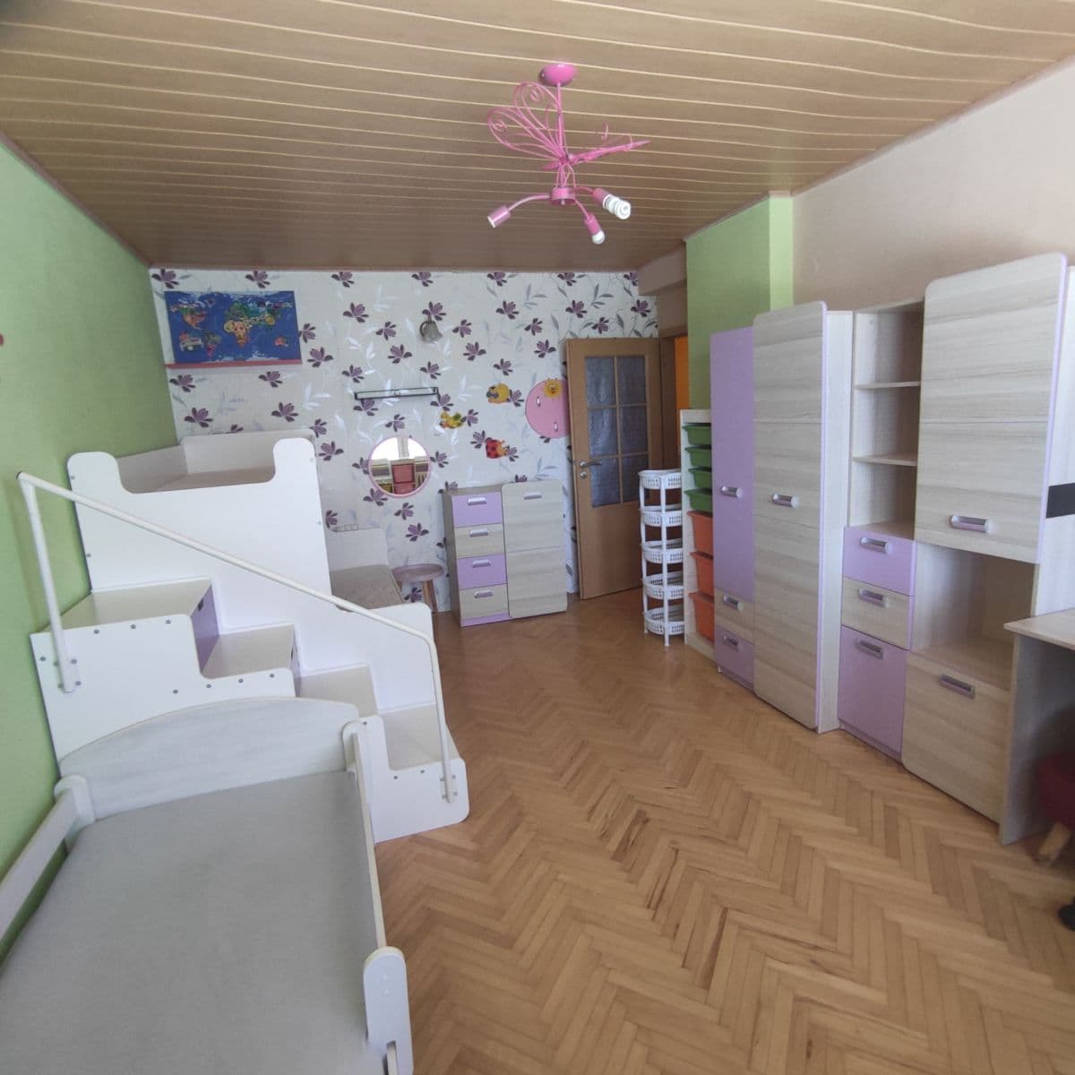 Prodej bytu 3+1 99 m², Krahulčí, Kraj Vysočina Prodej bytu 3+1 99 m², Krahulčí, Kraj Vysočina