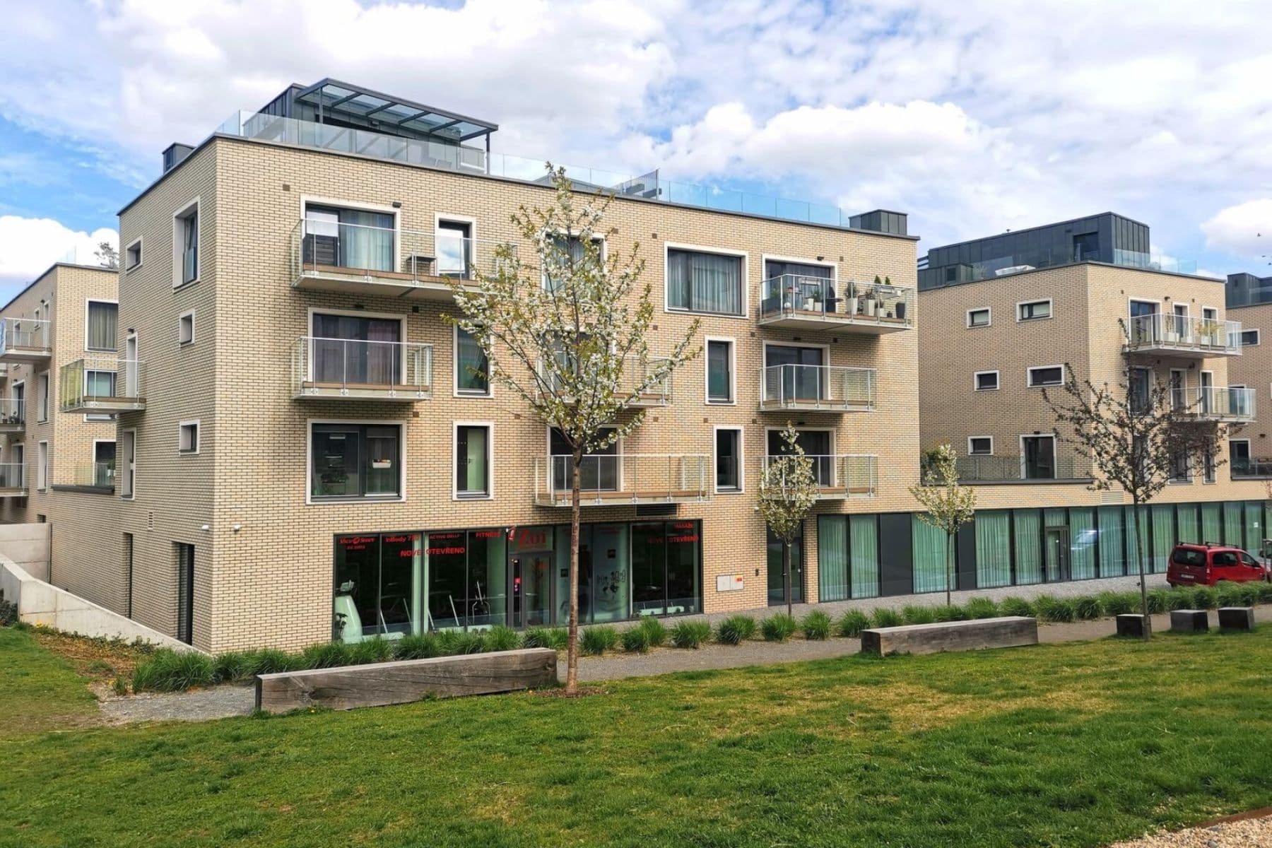 Prodej bytu 2+kk 75 m², Kobrova, Praha, Praha Prodej bytu 2+kk 75 m², Kobrova, Praha, Praha