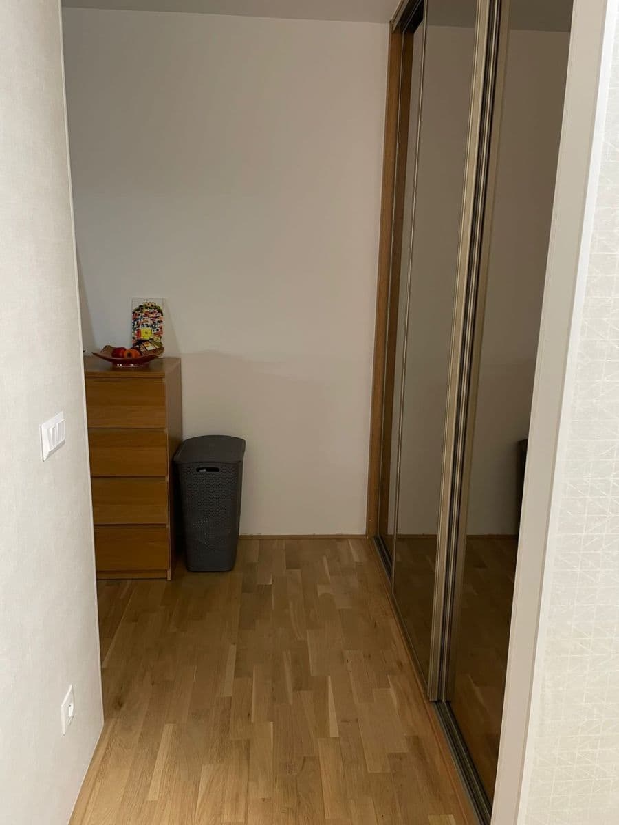 Prodej bytu 2+kk 47 m², Kostomlatská, Praha, Praha Prodej bytu 2+kk 47 m², Kostomlatská, Praha, Praha