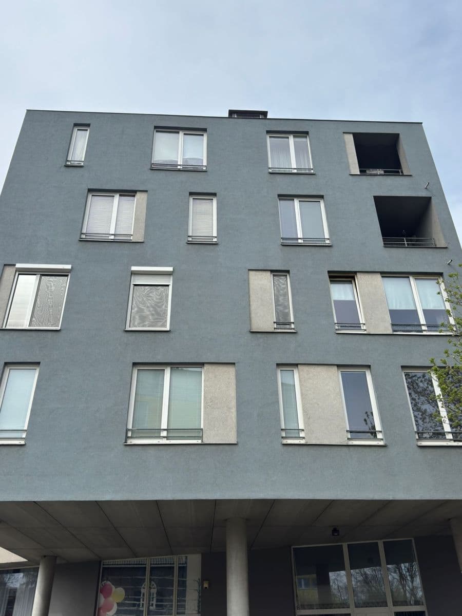 Prodej bytu 2+kk 47 m², Kostomlatská, Praha, Praha Prodej bytu 2+kk 47 m², Kostomlatská, Praha, Praha