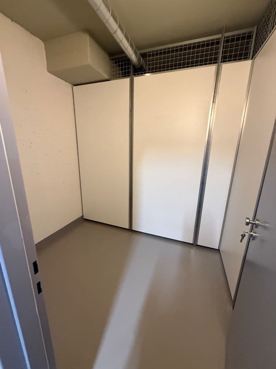 Pronájem bytu 1+kk 33 m², Poděbradská, Praha, Praha Pronájem bytu 1+kk 33 m², Poděbradská, Praha, Praha