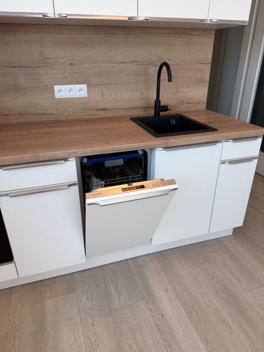 Pronájem bytu 1+kk 33 m², Poděbradská, Praha, Praha Pronájem bytu 1+kk 33 m², Poděbradská, Praha, Praha