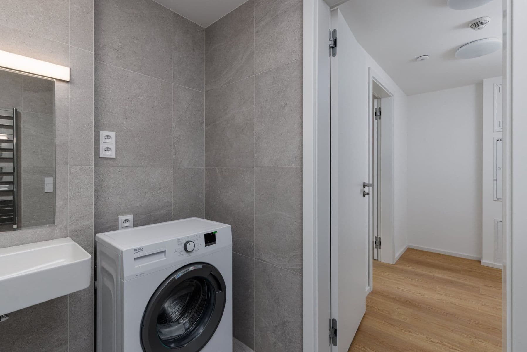 Pronájem bytu 1+kk 37 m², Hábova, Praha, Praha Pronájem bytu 1+kk 37 m², Hábova, Praha, Praha