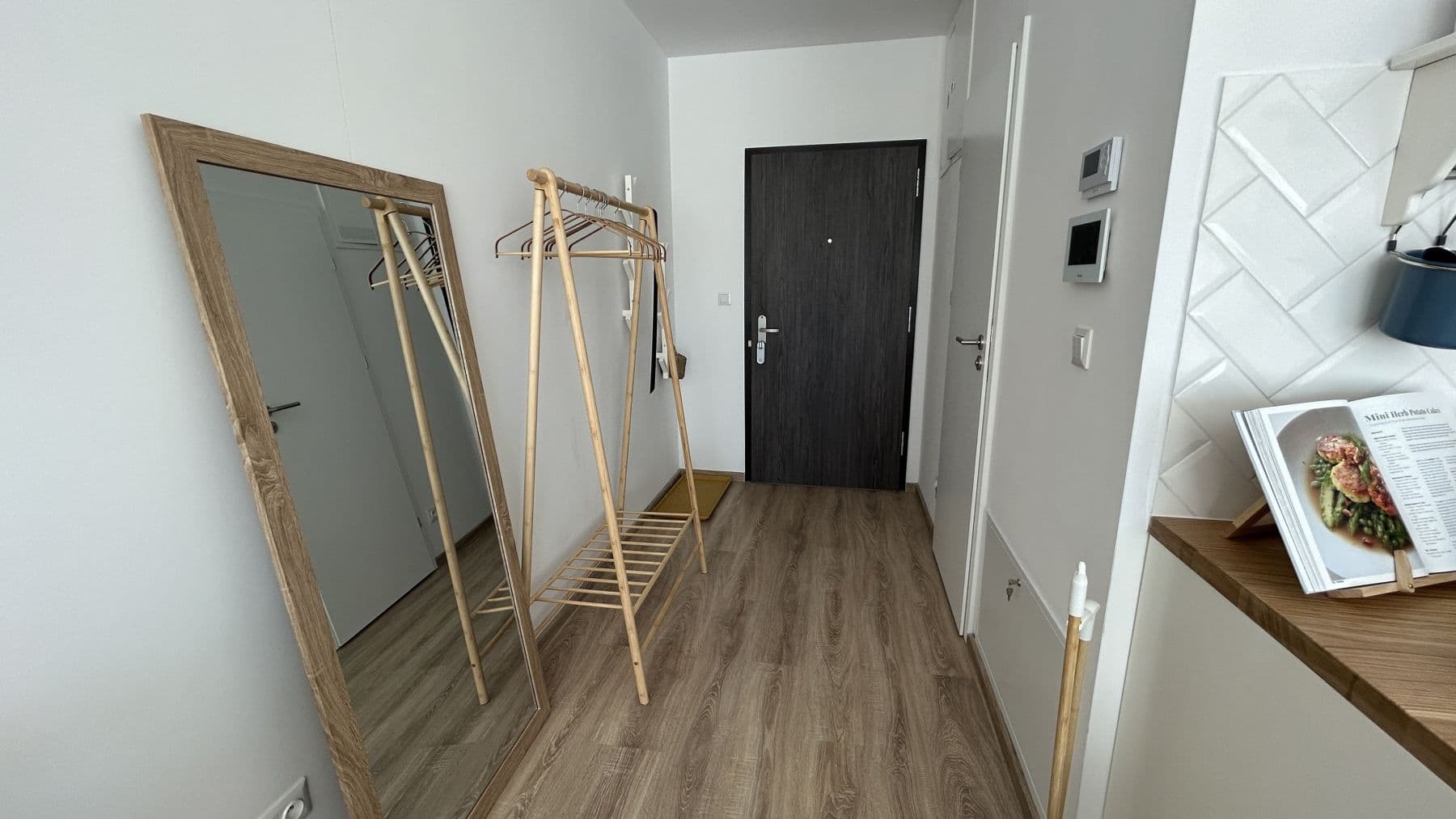 Pronájem bytu 25 m², Púpavová, Liptovský Mikuláš, Žilinský kraj Pronájem bytu 25 m², Púpavová, Liptovský Mikuláš, Žilinský kraj