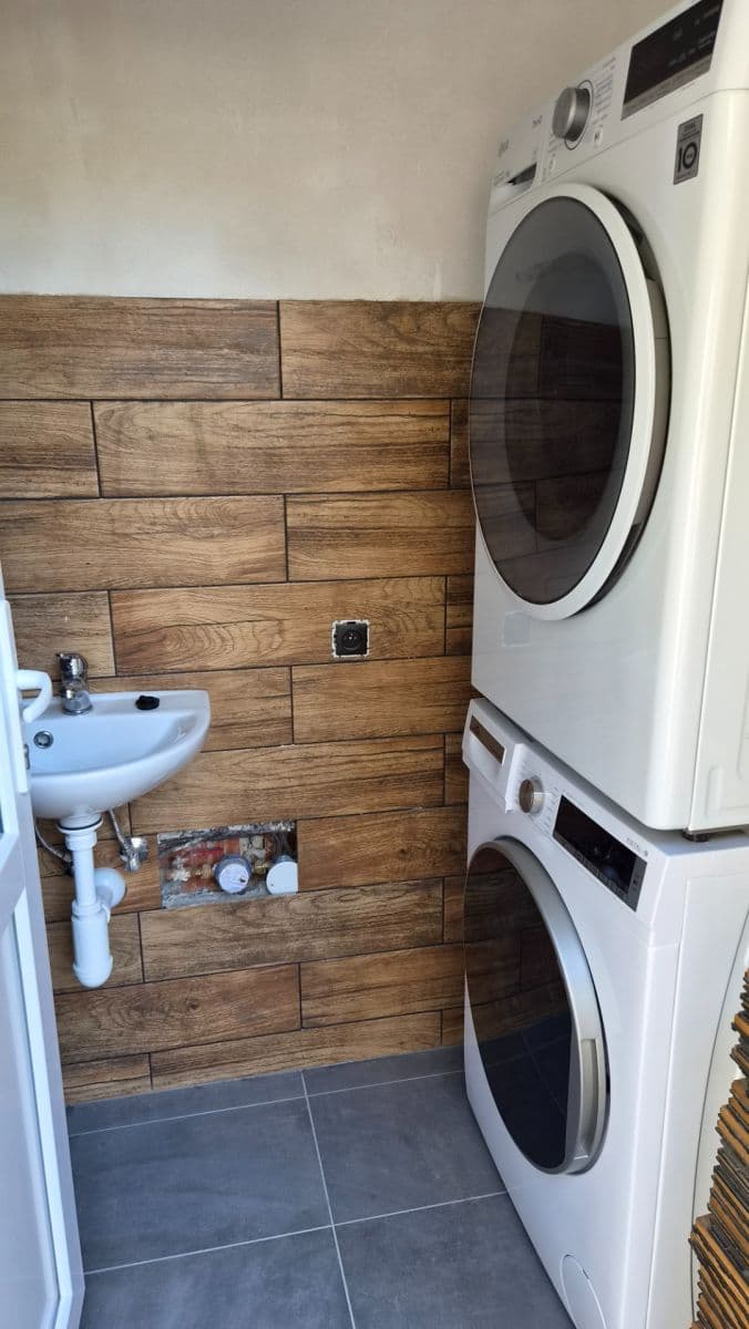 Pronájem bytu 2+kk 38 m², Lelkova, Brno, Jihomoravský kraj Pronájem bytu 2+kk 38 m², Lelkova, Brno, Jihomoravský kraj