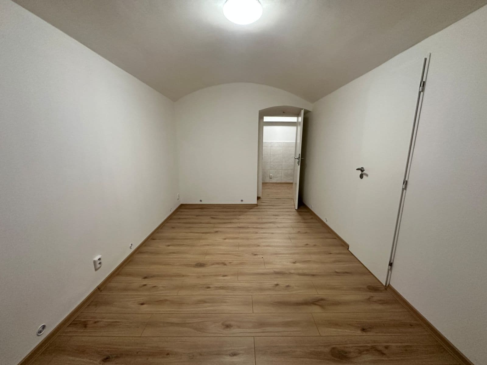 Prodej bytu 1+kk 33 m², Korunní, Praha, Praha Prodej bytu 1+kk 33 m², Korunní, Praha, Praha