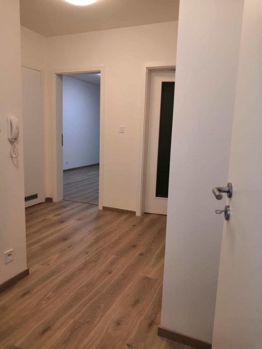 Pronájem bytu 2+kk 71 m², U Červeného mlýna, Brno, Jihomoravský kraj Pronájem bytu 2+kk 71 m², U Červeného mlýna, Brno, Jihomoravský kraj