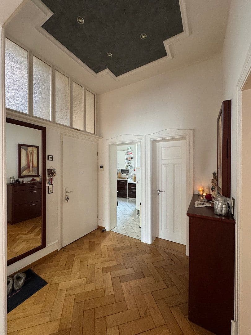Prodej bytu 6+1 159 m², Birsteiner Straße, Frankfurt am Main, Hessen Prodej bytu 6+1 159 m², Birsteiner Straße, Frankfurt am Main, Hessen