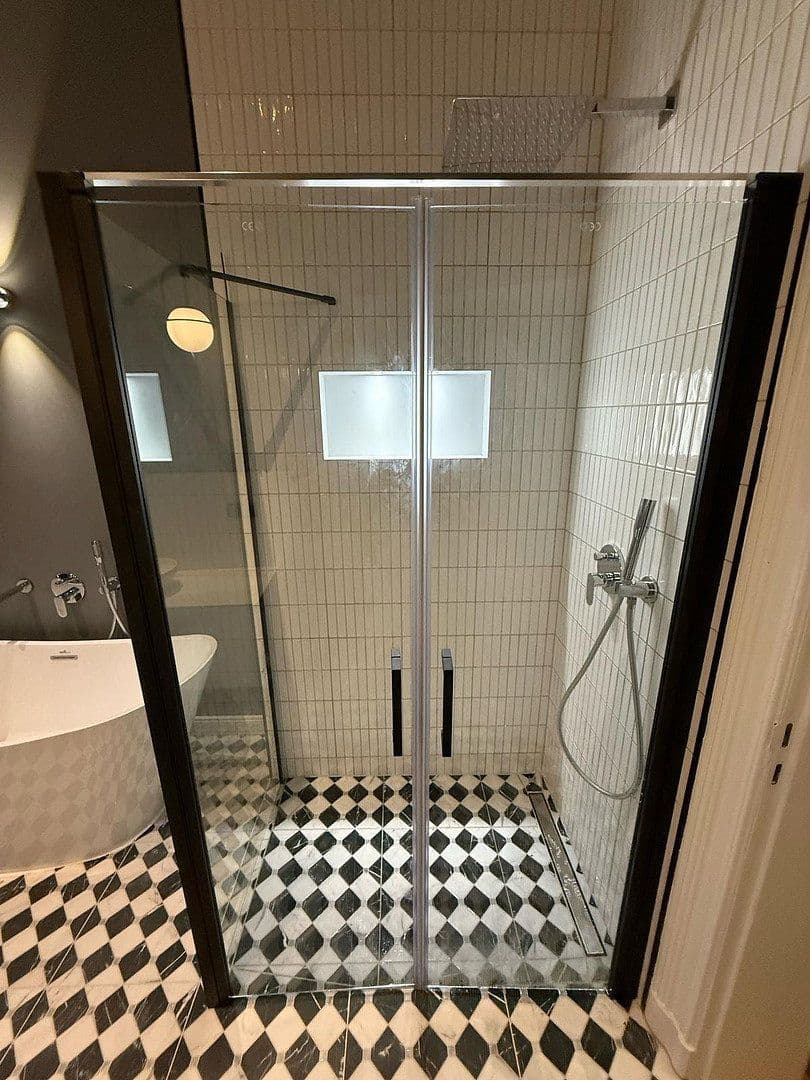 Pronájem bytu 3+1 80 m², Holtenauer Straße 213, Kiel, Šlesvicko-Holštýnsko Pronájem bytu 3+1 80 m², Holtenauer Straße 213, Kiel, Šlesvicko-Holštýnsko