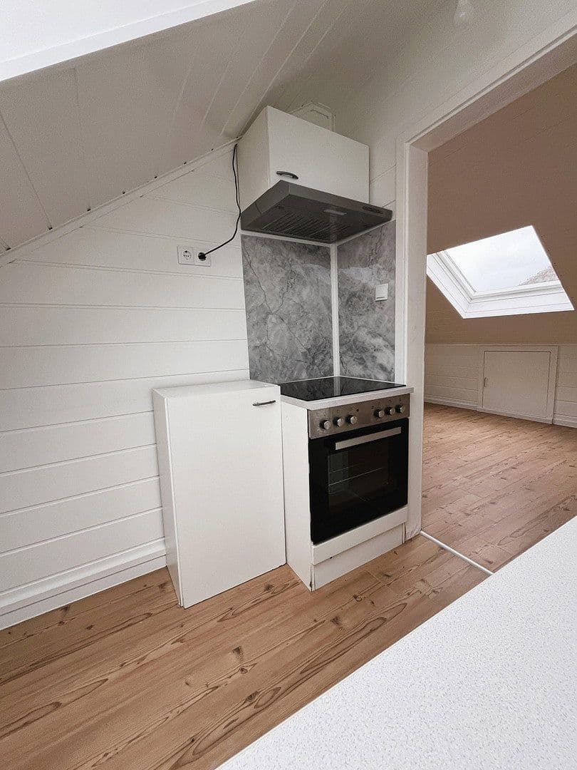 Pronájem bytu 1+1 30 m², Elze, Dolní Sasko Pronájem bytu 1+1 30 m², Elze, Dolní Sasko