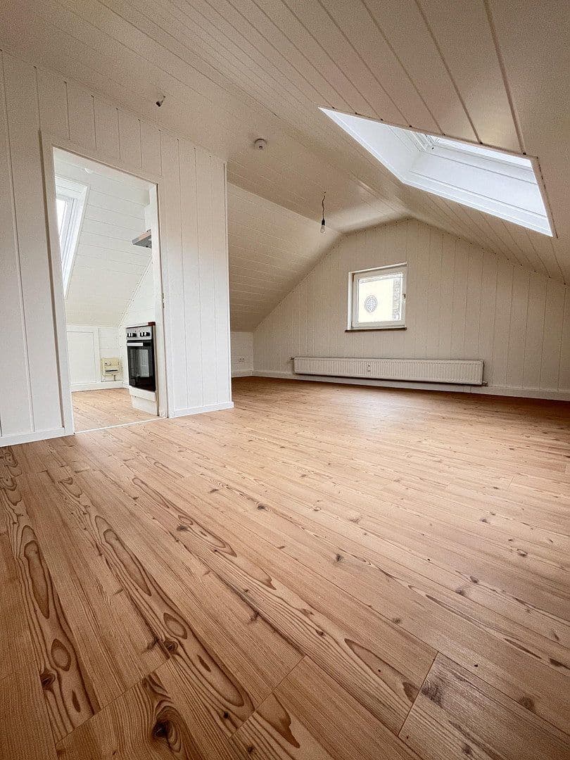Pronájem bytu 1+1 30 m², Elze, Dolní Sasko Pronájem bytu 1+1 30 m², Elze, Dolní Sasko