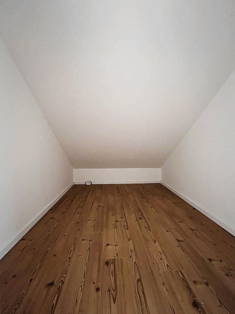 Pronájem bytu 1+1 30 m², Elze, Dolní Sasko Pronájem bytu 1+1 30 m², Elze, Dolní Sasko
