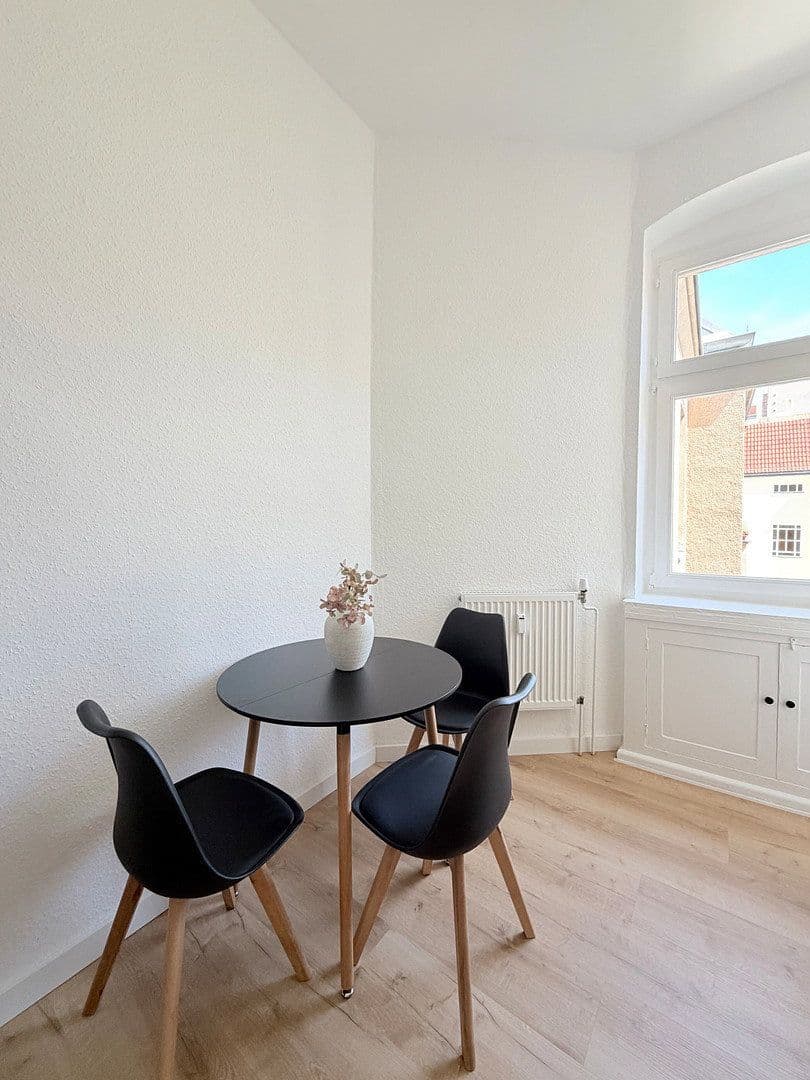 Pronájem bytu 1+1 50 m², Mindener Straße 3, Berlin, Berlín Pronájem bytu 1+1 50 m², Mindener Straße 3, Berlin, Berlín