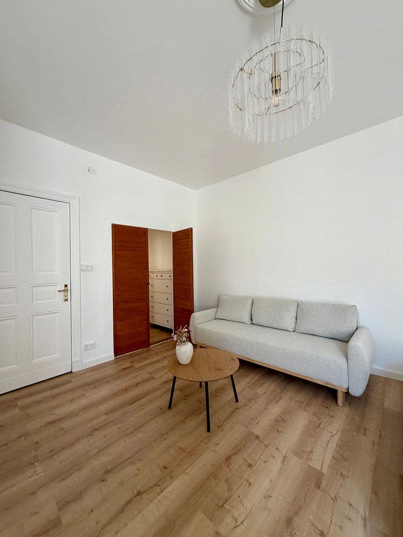 Pronájem bytu 1+1 50 m², Mindener Straße 3, Berlin, Berlín Pronájem bytu 1+1 50 m², Mindener Straße 3, Berlin, Berlín