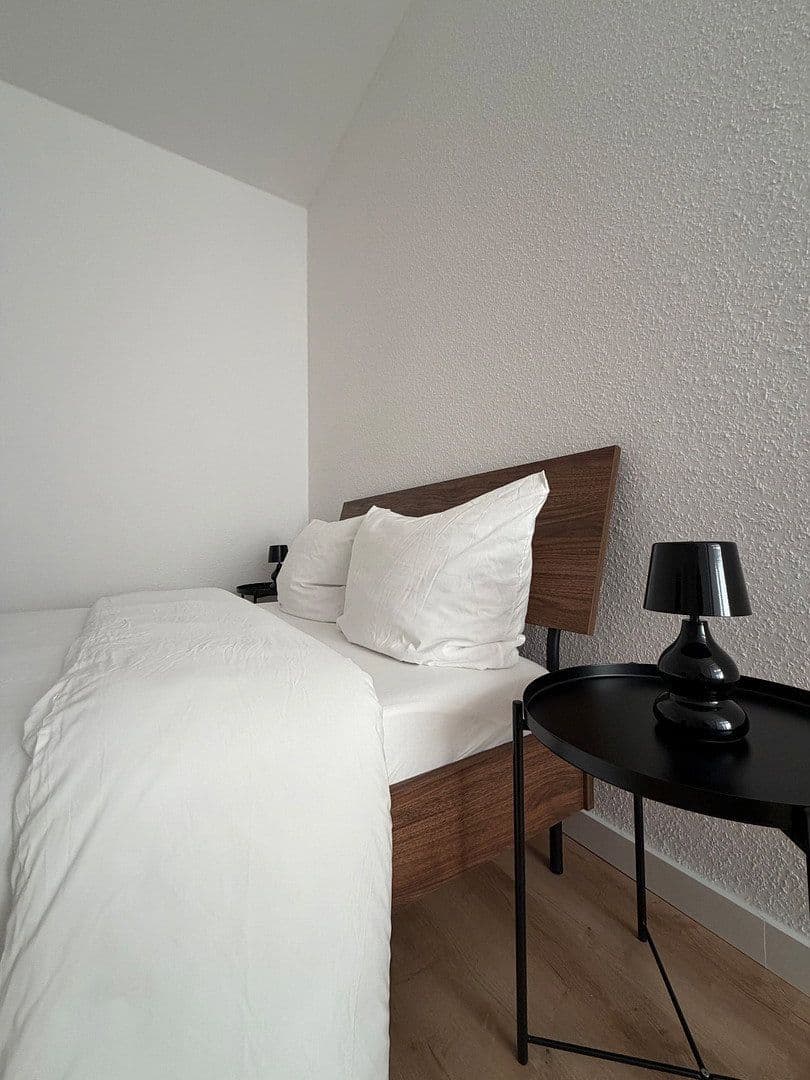 Pronájem bytu 1+1 50 m², Mindener Straße 3, Berlin, Berlín Pronájem bytu 1+1 50 m², Mindener Straße 3, Berlin, Berlín