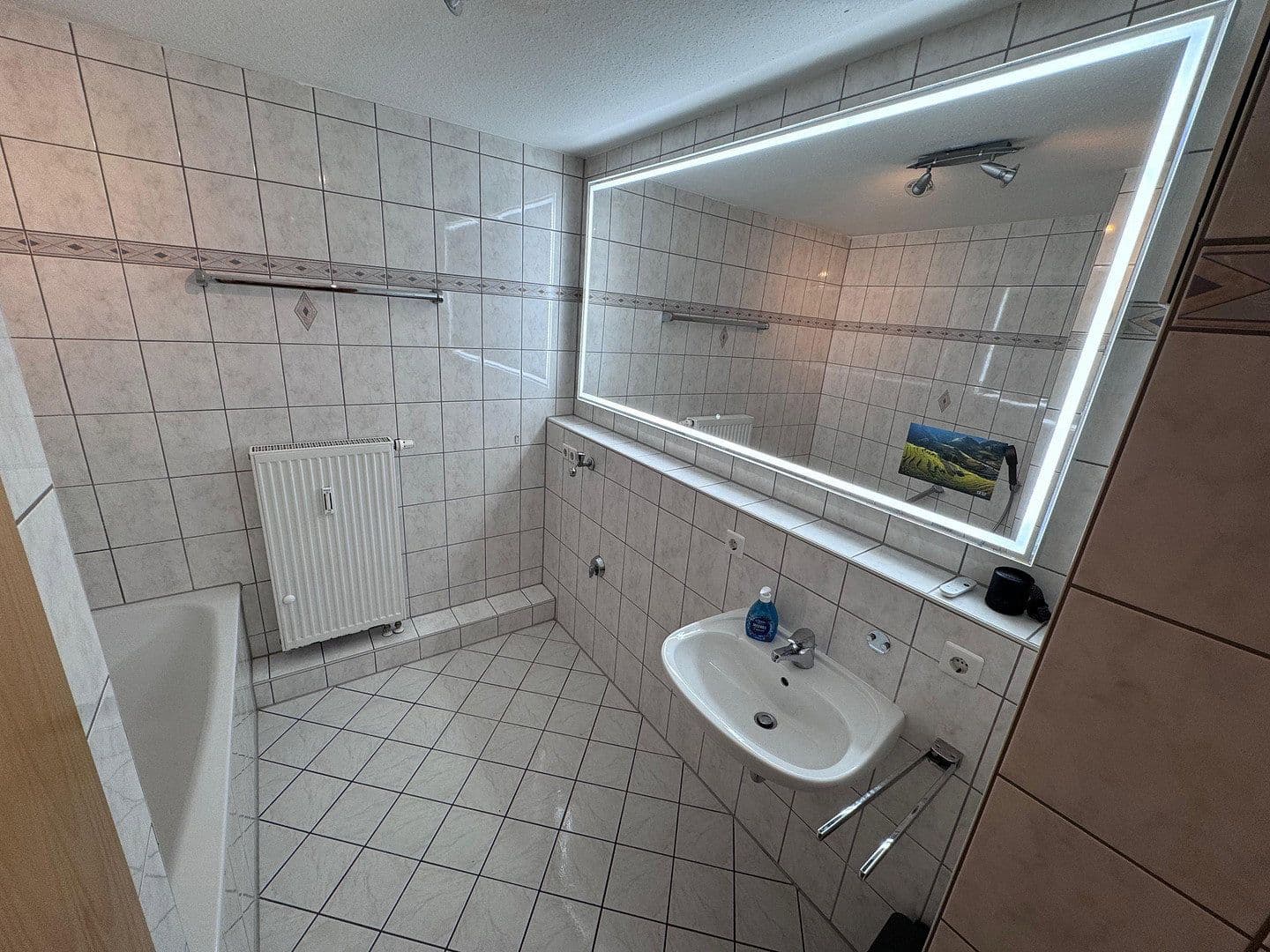 Pronájem bytu 2+1 61 m², Untere Hauptstraße 3, Tuttlingen, Bádensko-Württembersko Pronájem bytu 2+1 61 m², Untere Hauptstraße 3, Tuttlingen, Bádensko-Württembersko