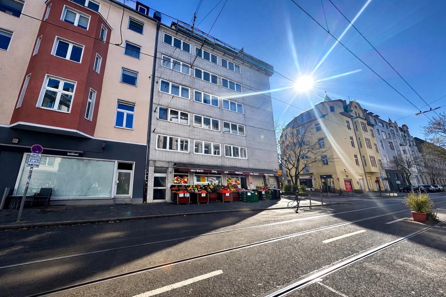 Prodej bytu 2+1 70 m², Düsseldorf, Severní Porýní-Vestfálsko Prodej bytu 2+1 70 m², Düsseldorf, Severní Porýní-Vestfálsko