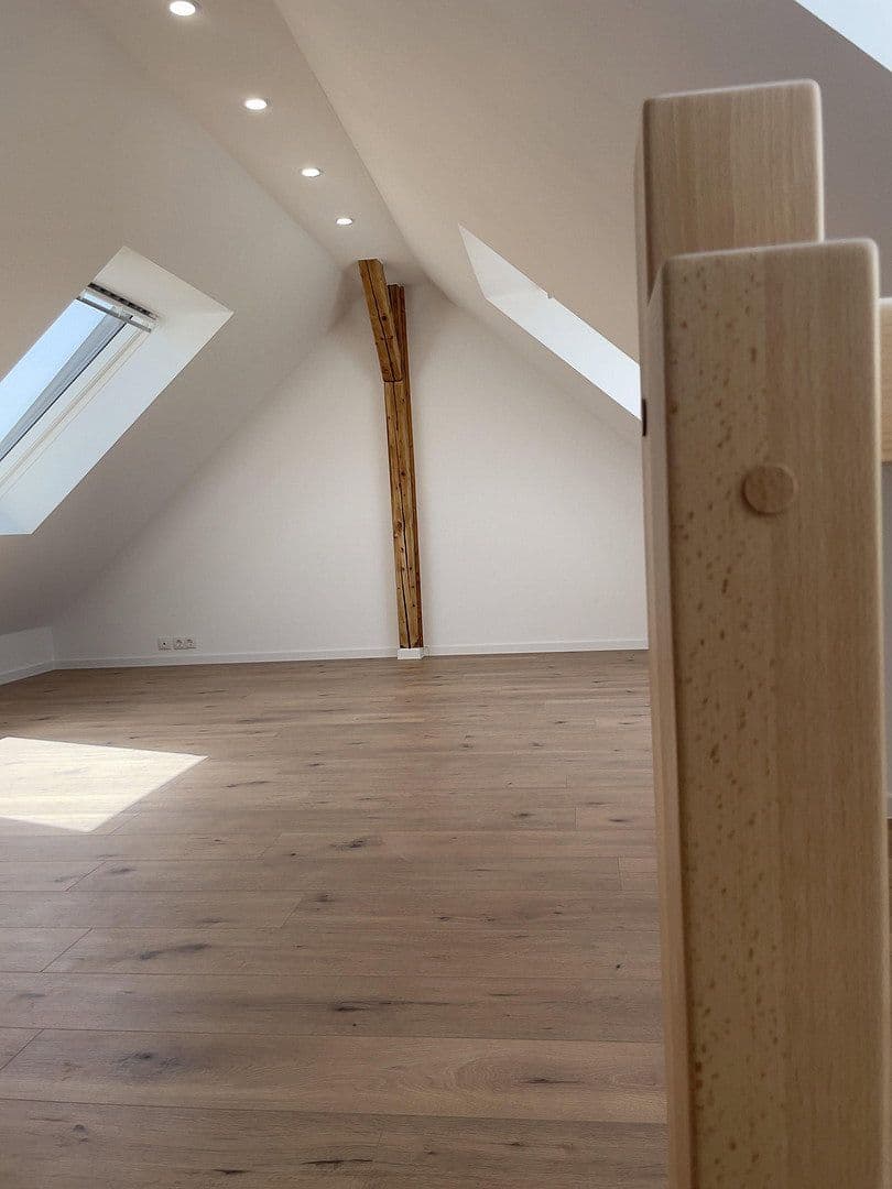 Pronájem bytu 4+1 87 m², Plutostr. 128, Herne, Severní Porýní-Vestfálsko Pronájem bytu 4+1 87 m², Plutostr. 128, Herne, Severní Porýní-Vestfálsko