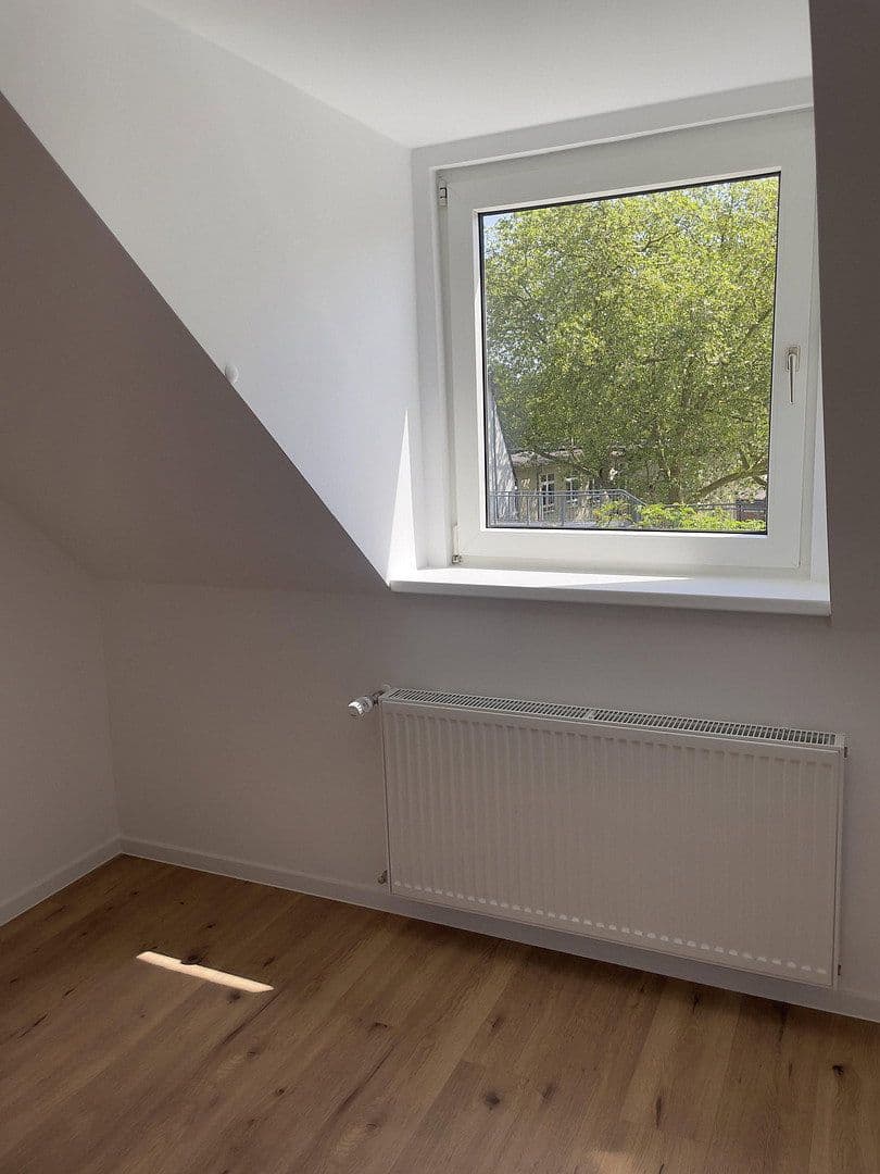 Pronájem bytu 4+1 87 m², Plutostr. 128, Herne, Severní Porýní-Vestfálsko Pronájem bytu 4+1 87 m², Plutostr. 128, Herne, Severní Porýní-Vestfálsko