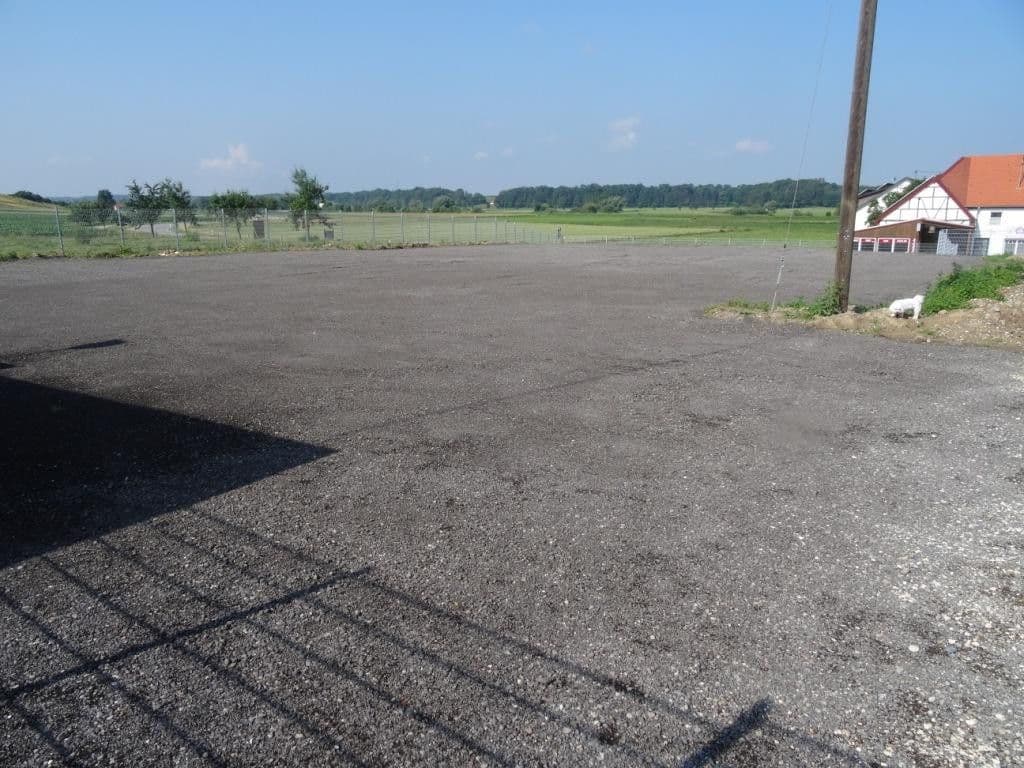 Prodej pozemku 2.093 m², Am Gansreis, Neuburg an der Kammel, Bavorsko Prodej pozemku 2.093 m², Am Gansreis, Neuburg an der Kammel, Bavorsko