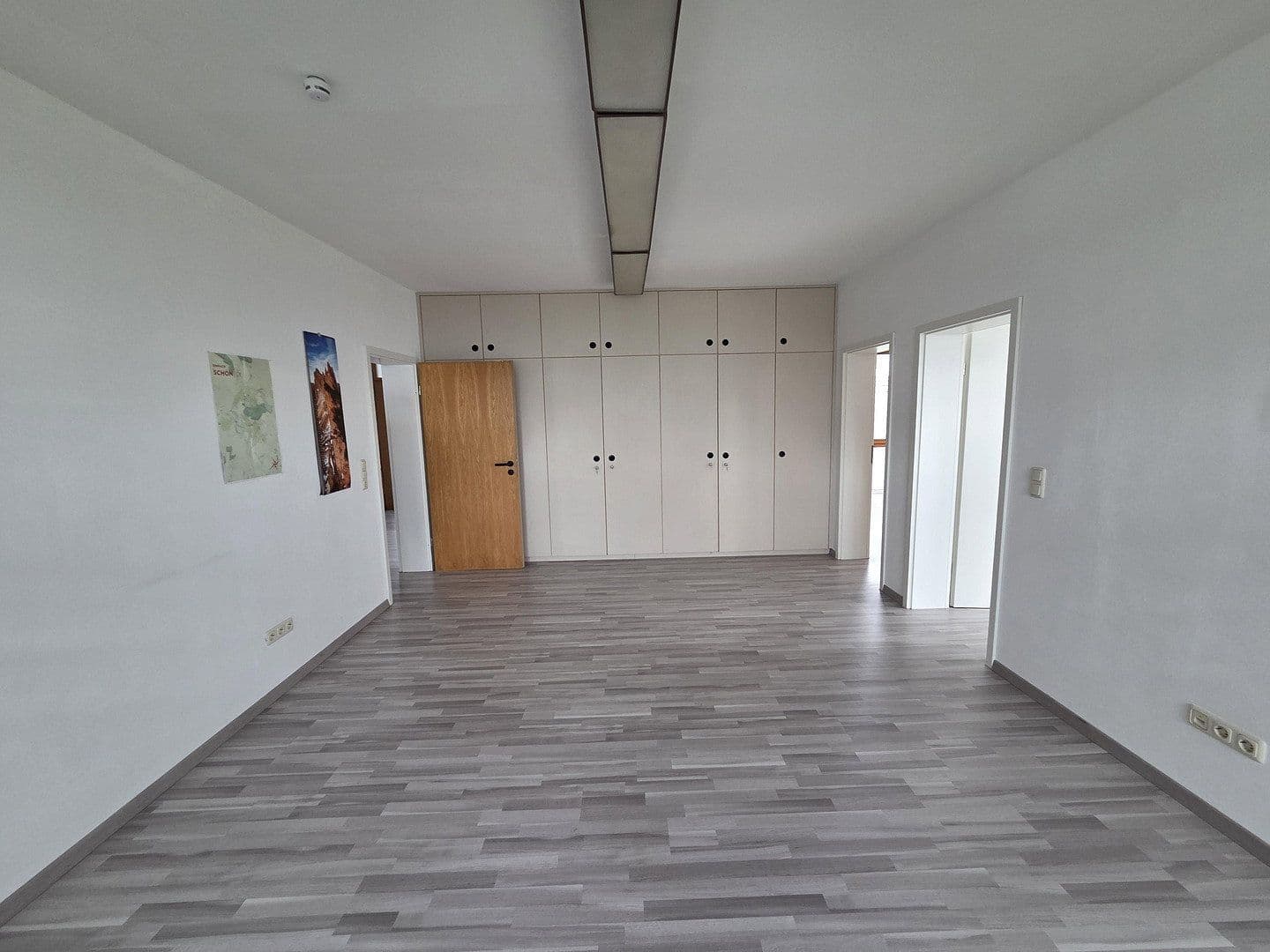 Pronájem kanceláře 100 m², Kilianstädter Straße 36, Schöneck, Hessen Pronájem kanceláře 100 m², Kilianstädter Straße 36, Schöneck, Hessen